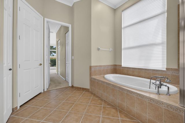 9937 Via Elegante, Wellington, FL 33411