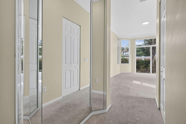 9937 Via Elegante, Wellington, FL 33411