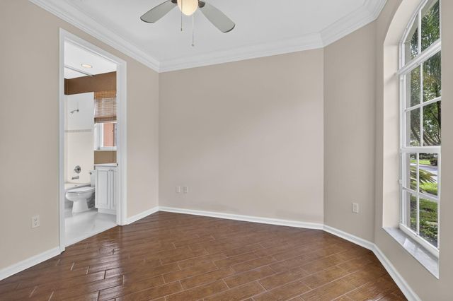 9937 Via Elegante, Wellington, FL 33411