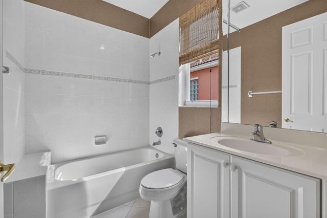 9937 Via Elegante, Wellington, FL 33411