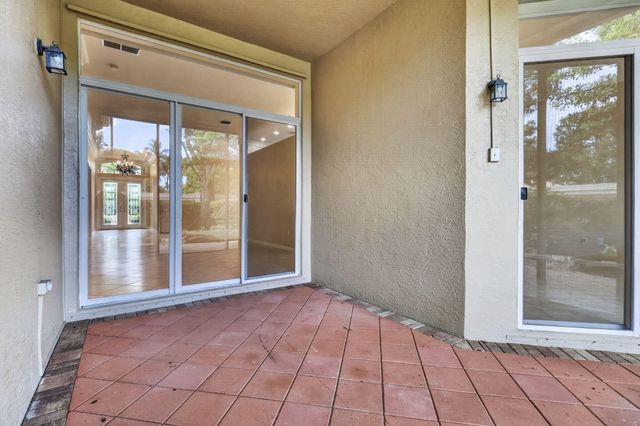 9937 Via Elegante, Wellington, FL 33411