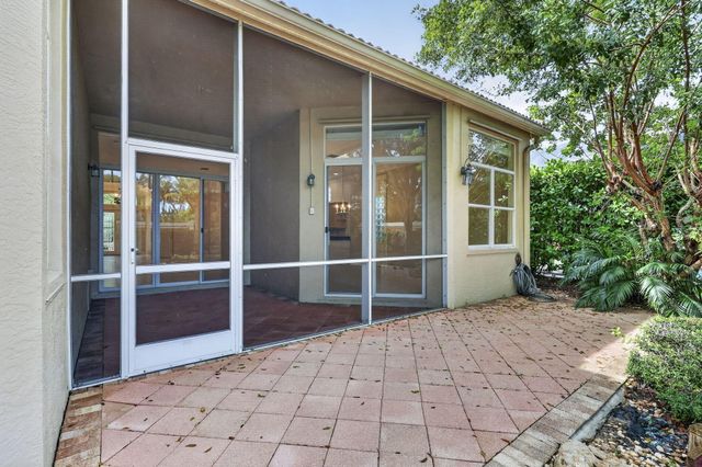 9937 Via Elegante, Wellington, FL 33411