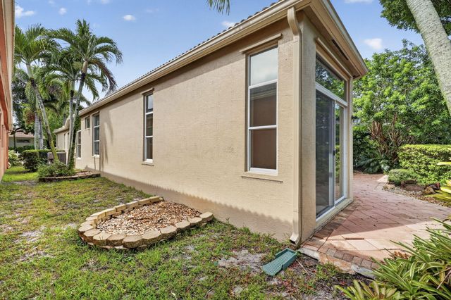 9937 Via Elegante, Wellington, FL 33411