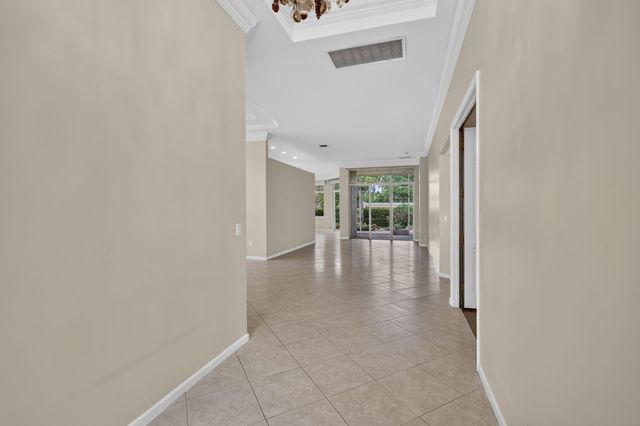 9937 Via Elegante, Wellington, FL 33411