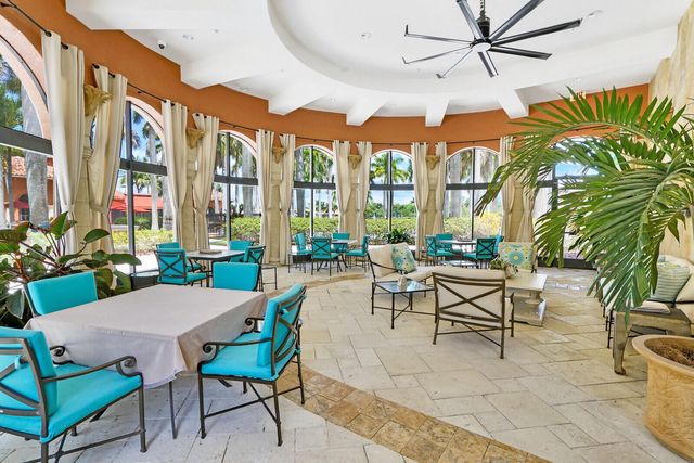 9937 Via Elegante, Wellington, FL 33411