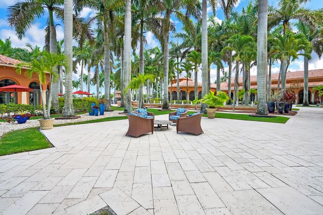 9937 Via Elegante, Wellington, FL 33411