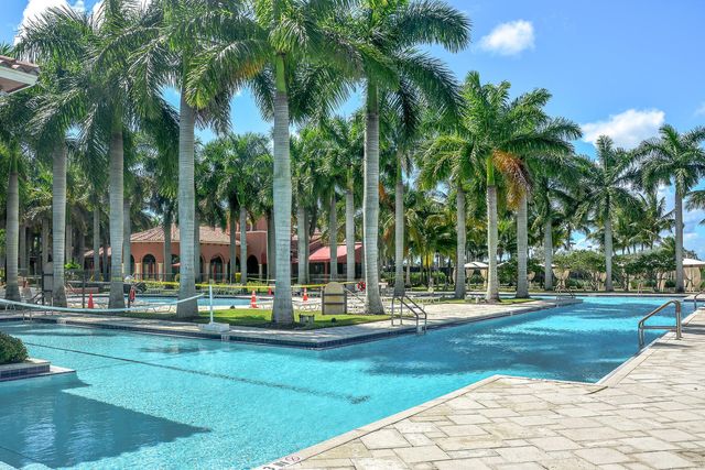 9937 Via Elegante, Wellington, FL 33411