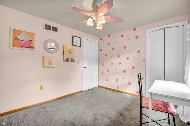 2190 Waterbury Drive, Uniontown, OH 44685