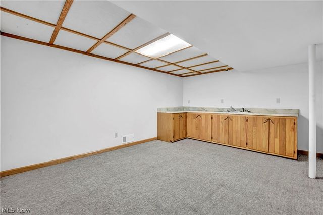 2190 Waterbury Drive, Uniontown, OH 44685