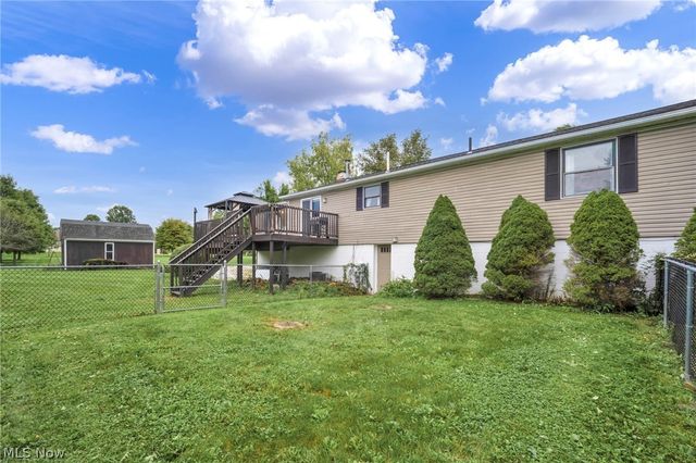 2190 Waterbury Drive, Uniontown, OH 44685