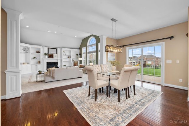 7556 Fox Chase Drive, West Chester, OH 45069