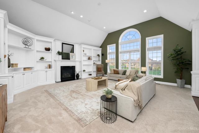 7556 Fox Chase Drive, West Chester, OH 45069