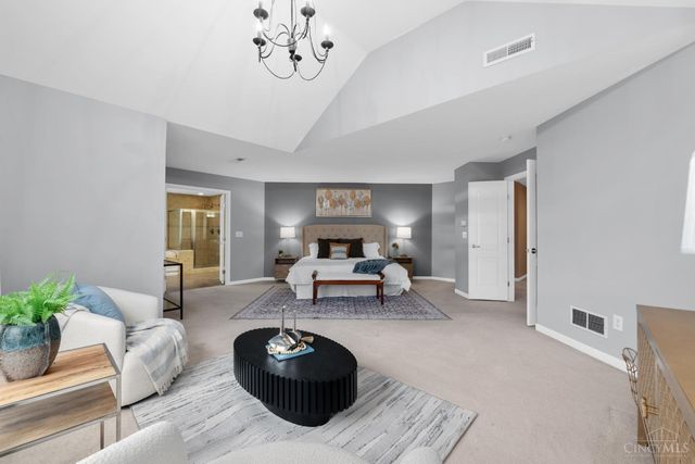 7556 Fox Chase Drive, West Chester, OH 45069