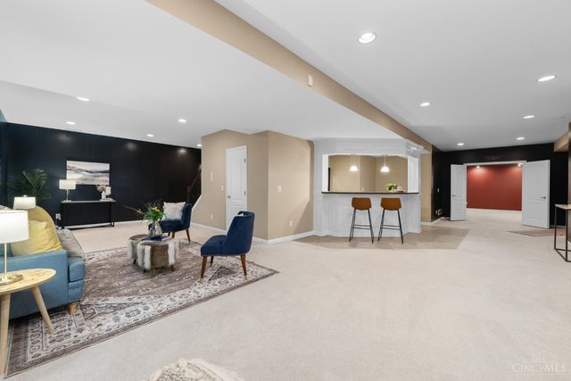 7556 Fox Chase Drive, West Chester, OH 45069