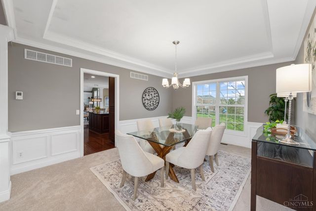 7556 Fox Chase Drive, West Chester, OH 45069