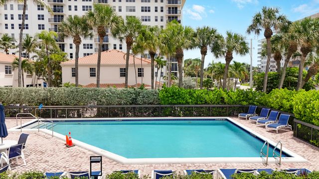 1155 Hillsboro Mile 403, Hillsboro Beach, FL 33062