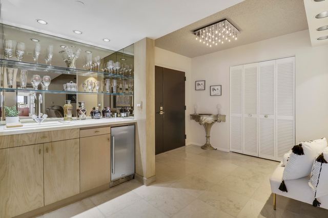 1155 Hillsboro Mile 403, Hillsboro Beach, FL 33062