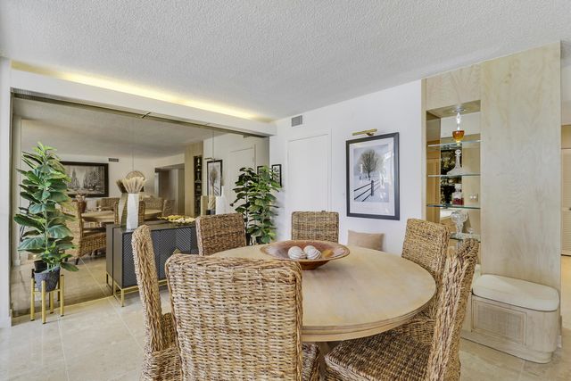 1155 Hillsboro Mile 403, Hillsboro Beach, FL 33062