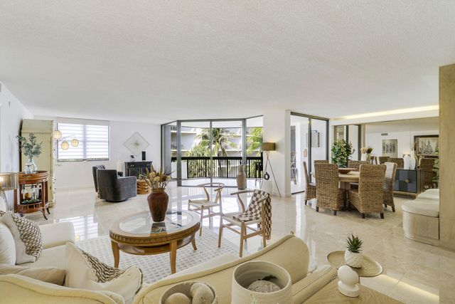 1155 Hillsboro Mile 403, Hillsboro Beach, FL 33062