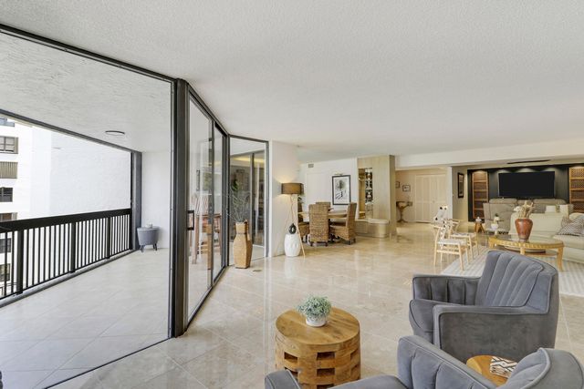 1155 Hillsboro Mile 403, Hillsboro Beach, FL 33062
