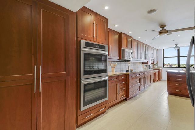 1155 Hillsboro Mile 403, Hillsboro Beach, FL 33062