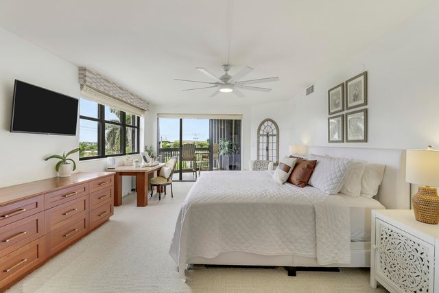 1155 Hillsboro Mile 403, Hillsboro Beach, FL 33062