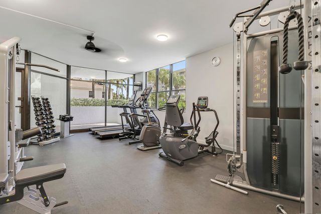 1155 Hillsboro Mile 403, Hillsboro Beach, FL 33062