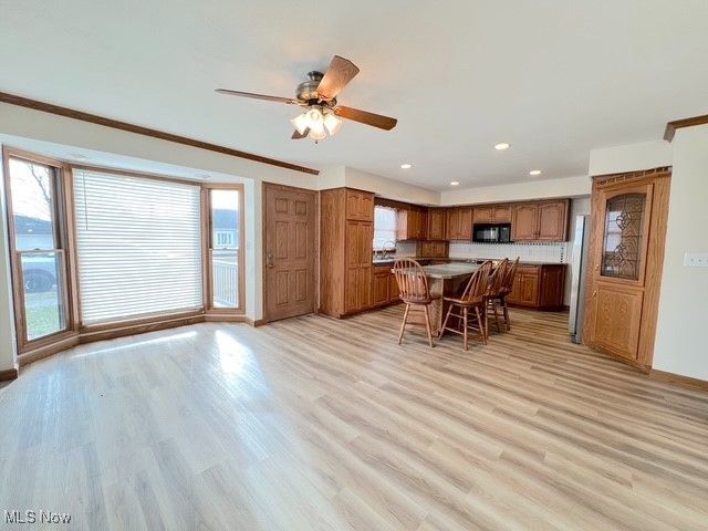 1041 Grant Avenue NW, New Philadelphia, OH 44663