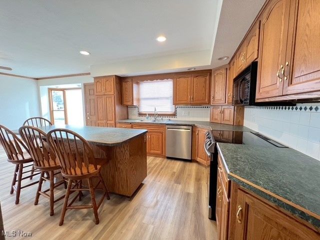 1041 Grant Avenue NW, New Philadelphia, OH 44663