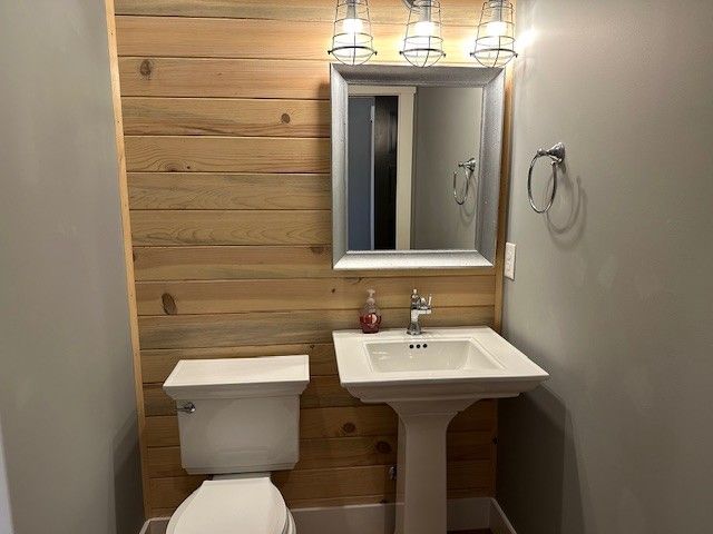 171 Cypress Point Dr, Winchester, TN 37398