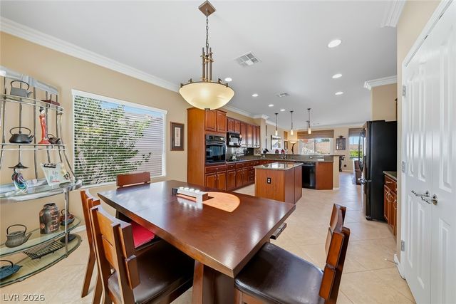 2404 Ozark Plateau Drive, Henderson, NV 89044