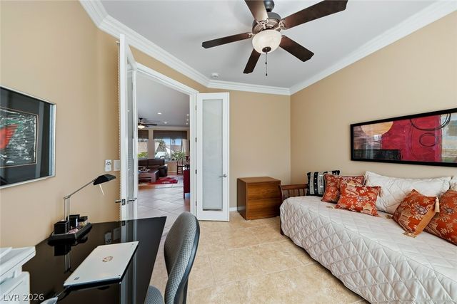 2404 Ozark Plateau Drive, Henderson, NV 89044