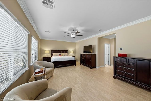 2404 Ozark Plateau Drive, Henderson, NV 89044