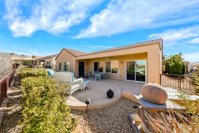 2404 Ozark Plateau Drive, Henderson, NV 89044