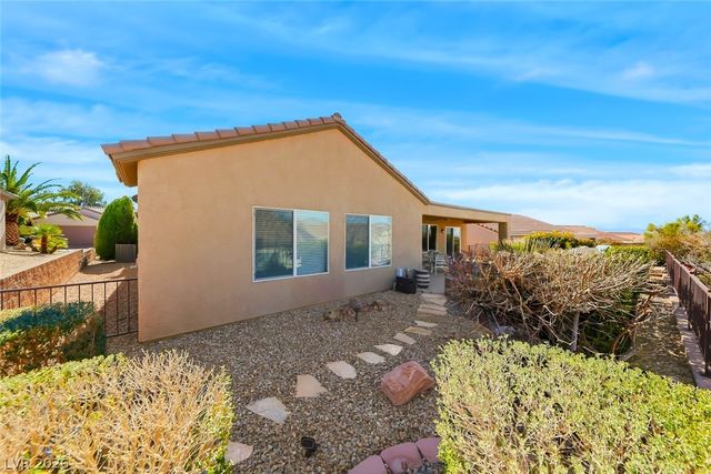 2404 Ozark Plateau Drive, Henderson, NV 89044