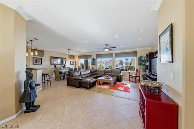 2404 Ozark Plateau Drive, Henderson, NV 89044