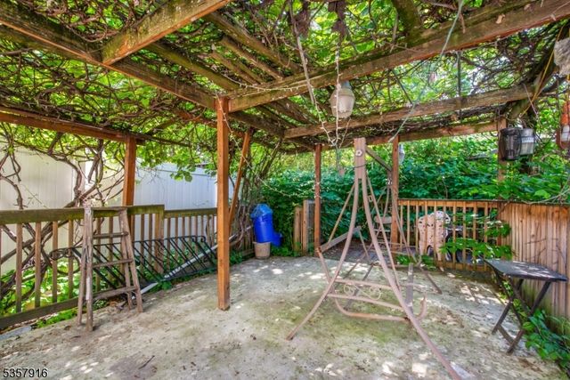 152 Greenwood Ave 2, East Orange City, NJ 07017