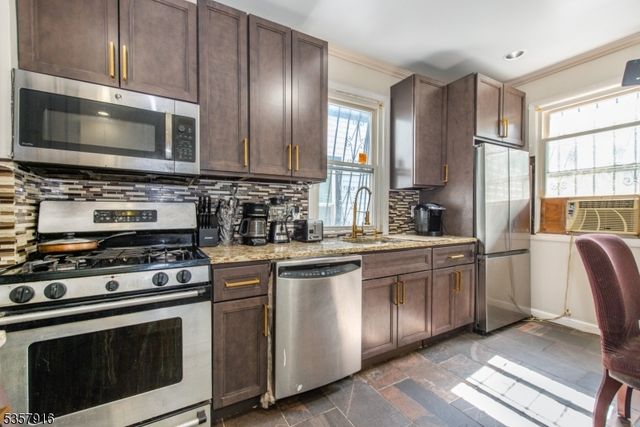 152 Greenwood Ave 2, East Orange City, NJ 07017