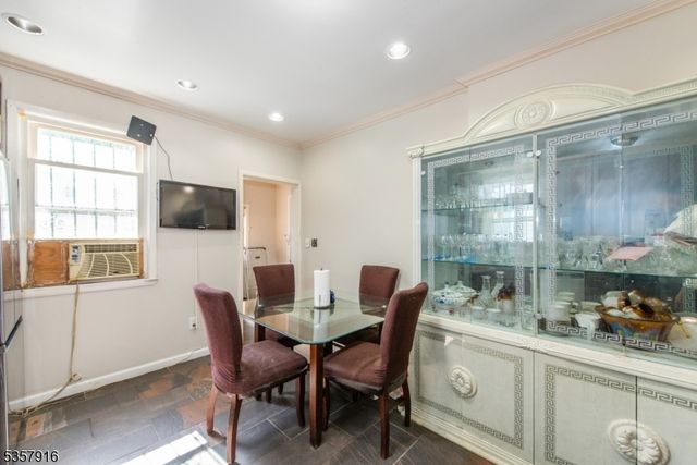 152 Greenwood Ave 2, East Orange City, NJ 07017