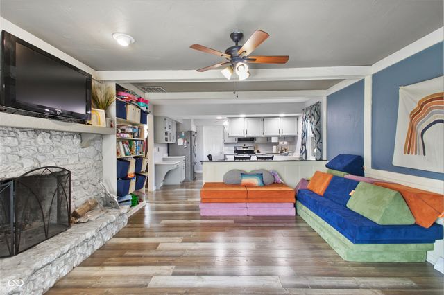 11126 N Eagles Nest Court, Fairland, IN 46126