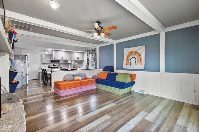 11126 N Eagles Nest Court, Fairland, IN 46126