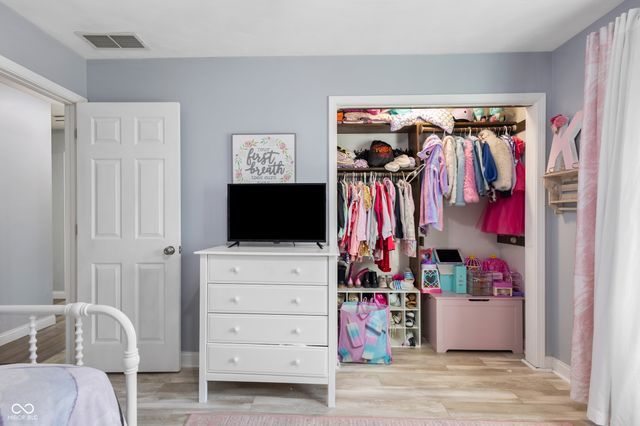 11126 N Eagles Nest Court, Fairland, IN 46126