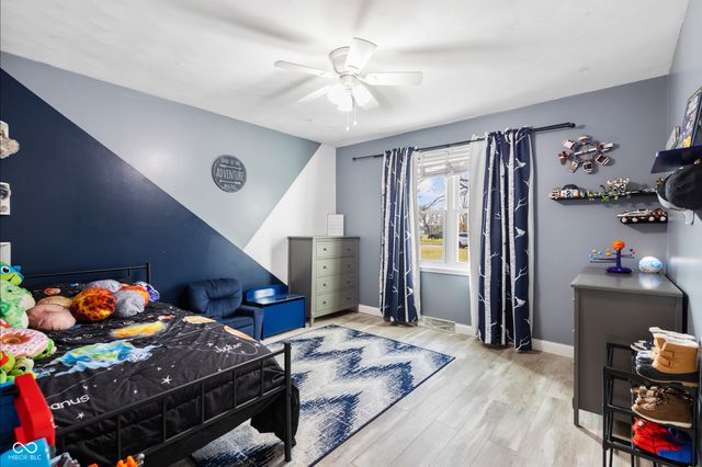 11126 N Eagles Nest Court, Fairland, IN 46126