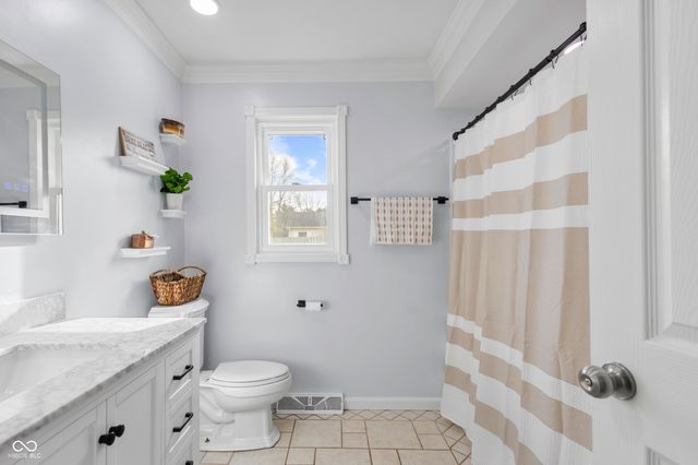 11126 N Eagles Nest Court, Fairland, IN 46126