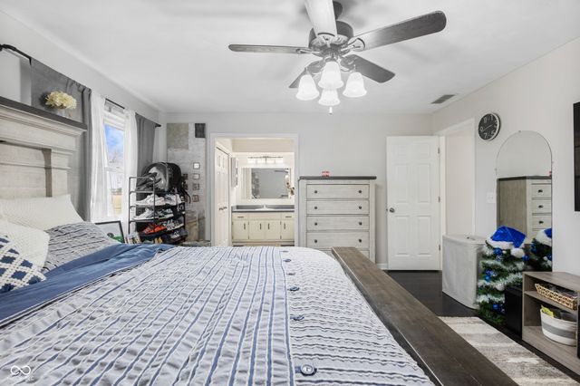 11126 N Eagles Nest Court, Fairland, IN 46126