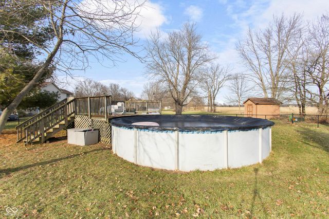 11126 N Eagles Nest Court, Fairland, IN 46126