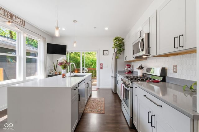 5734 Indianola Avenue, Indianapolis, IN 46220