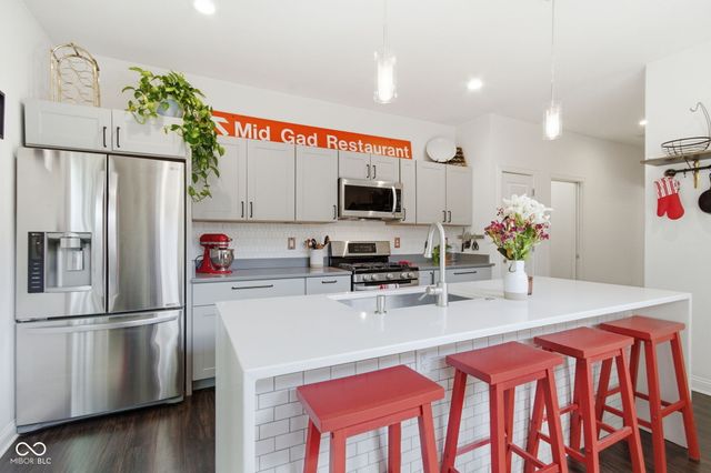 5734 Indianola Avenue, Indianapolis, IN 46220