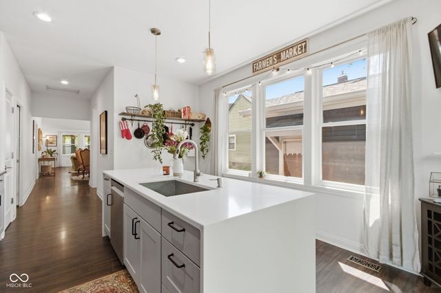 5734 Indianola Avenue, Indianapolis, IN 46220