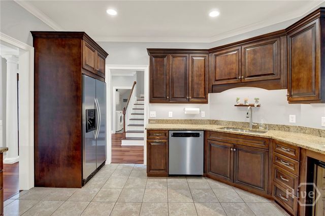 206 Island Creek Lane, Savannah, GA 31410